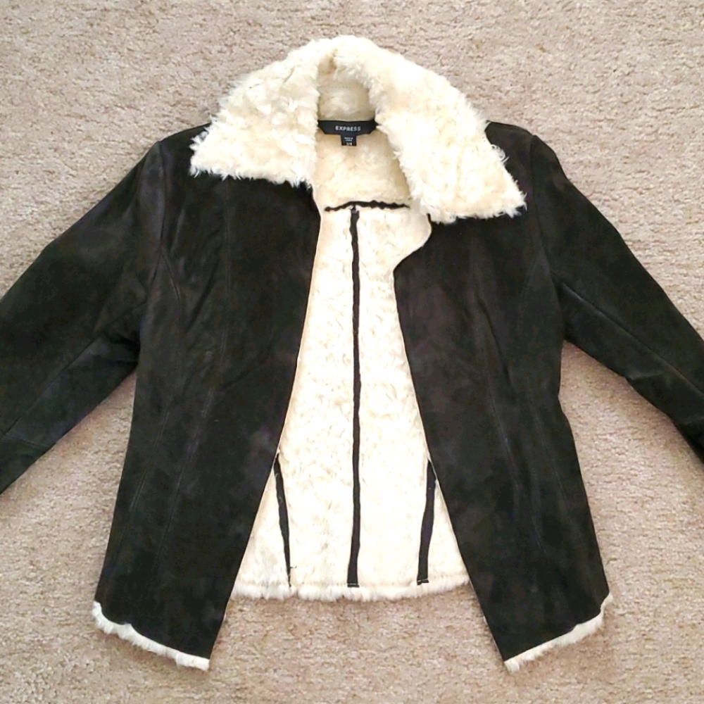 Express jacket. - Picture 2 of 9